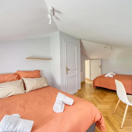 Holiday home Maison De Charme 15 Pers Vignoble Jonzac Ozillac